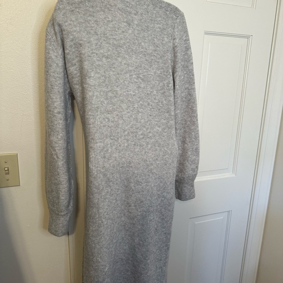 Isabel Maternity Gray Sweater Dress Size Medium - Picture 6 of 13
